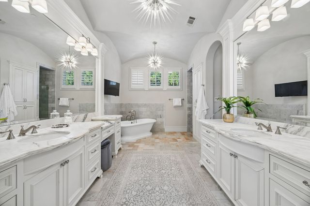 2106 Falcon Pass, Westlake, TX 76262