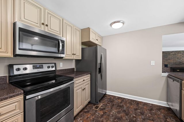 813 Foster Mill Drive, Lafayette, GA 30728