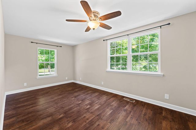 813 Foster Mill Drive, Lafayette, GA 30728