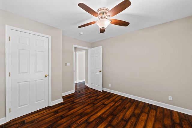 813 Foster Mill Drive, Lafayette, GA 30728