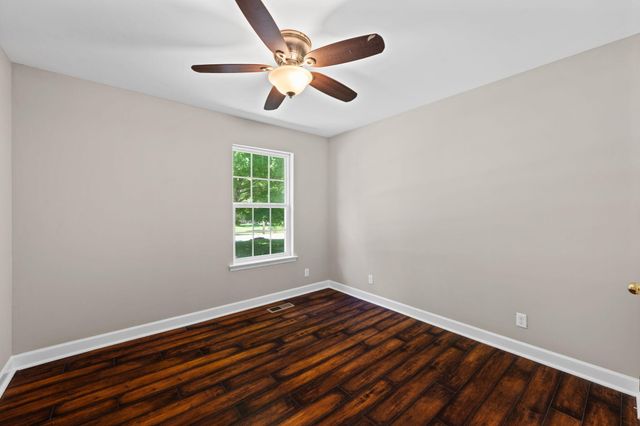 813 Foster Mill Drive, Lafayette, GA 30728