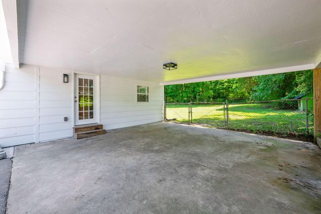 813 Foster Mill Drive, Lafayette, GA 30728