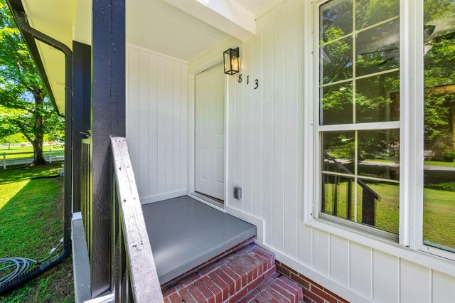 813 Foster Mill Drive, Lafayette, GA 30728