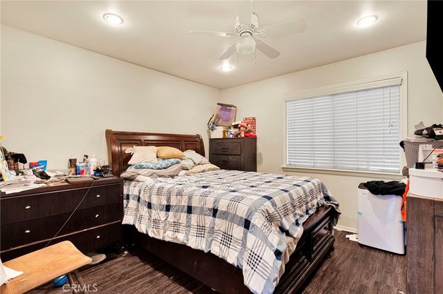 1087 Baseline Road, La Verne, CA 91750