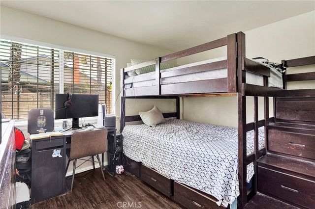 1087 Baseline Road, La Verne, CA 91750