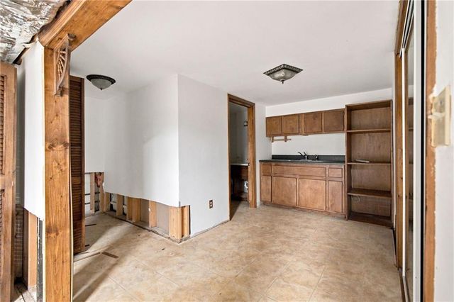 2710 Tanglewood Trail, Atlanta, GA 30344