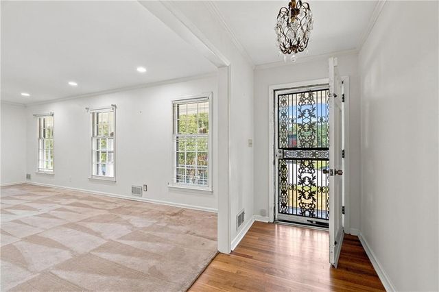 2710 Tanglewood Trail, Atlanta, GA 30344