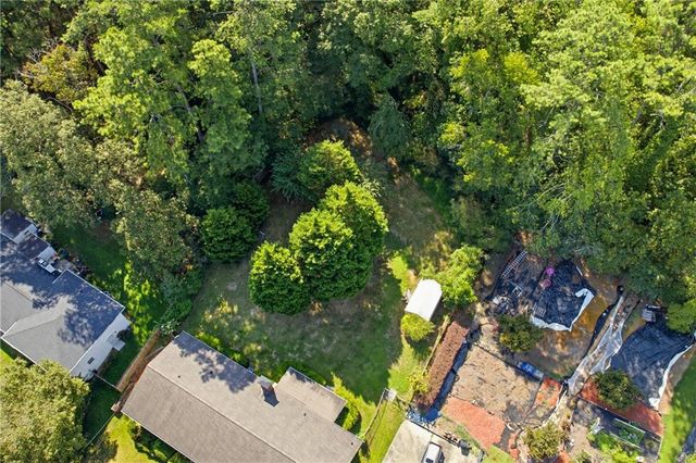 2710 Tanglewood Trail, Atlanta, GA 30344