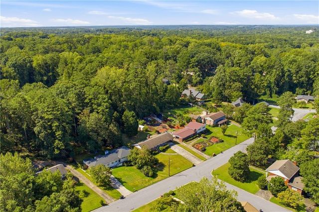2710 Tanglewood Trail, Atlanta, GA 30344