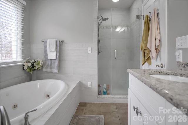 120 Oak Point Drive, Cherryville, NC 28021