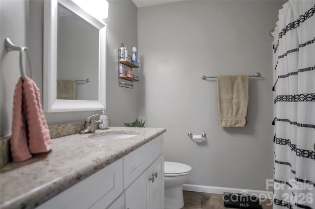 120 Oak Point Drive, Cherryville, NC 28021