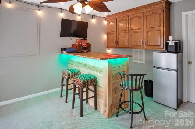 120 Oak Point Drive, Cherryville, NC 28021