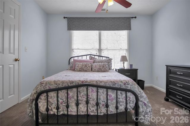 120 Oak Point Drive, Cherryville, NC 28021