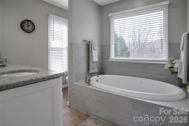 120 Oak Point Drive, Cherryville, NC 28021