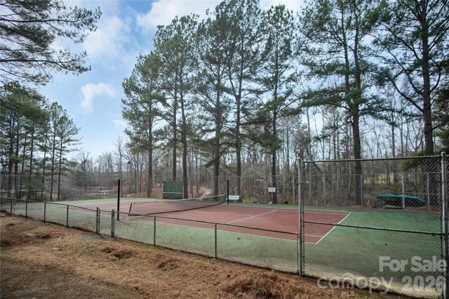 120 Oak Point Drive, Cherryville, NC 28021