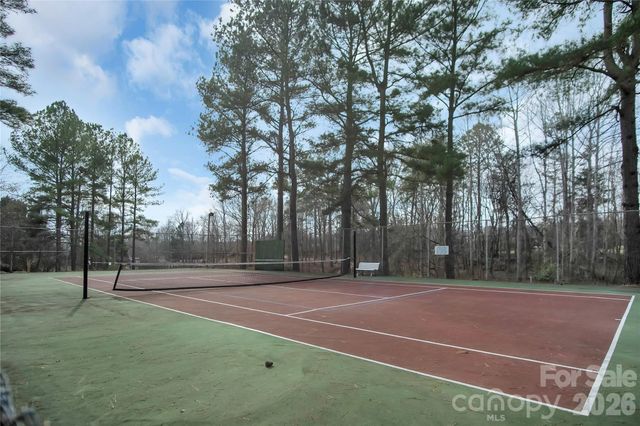 120 Oak Point Drive, Cherryville, NC 28021