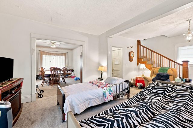 138 S Union Street, Sparta, MI 49345