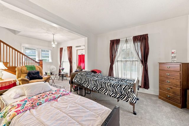 138 S Union Street, Sparta, MI 49345