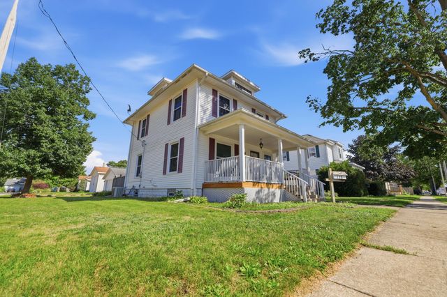 138 S Union Street, Sparta, MI 49345