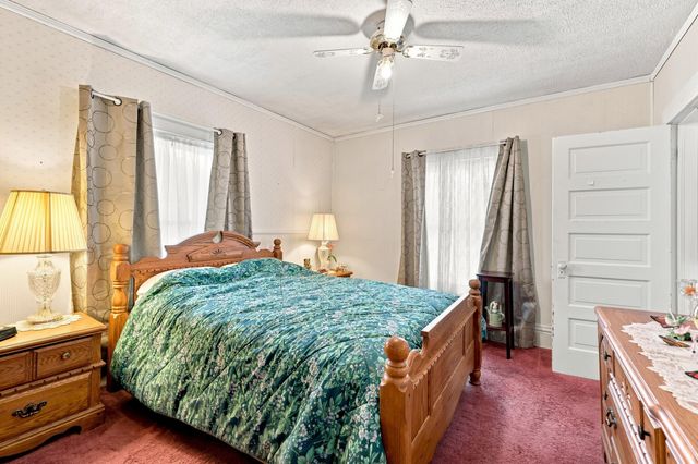 138 S Union Street, Sparta, MI 49345