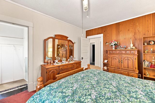 138 S Union Street, Sparta, MI 49345