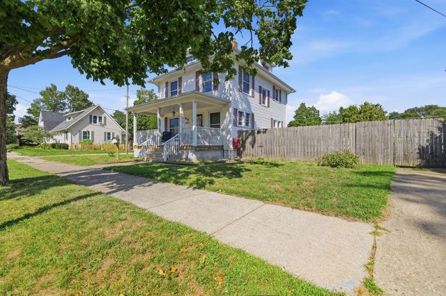 138 S Union Street, Sparta, MI 49345