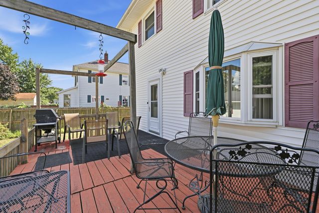 138 S Union Street, Sparta, MI 49345