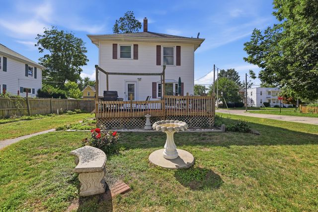 138 S Union Street, Sparta, MI 49345