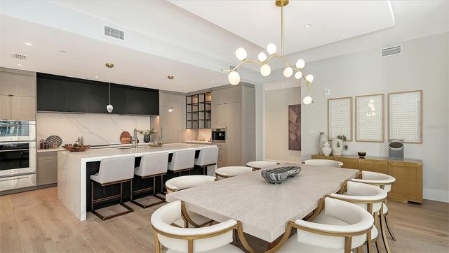 253 GOLDEN GATE POINT 701, Sarasota, FL 34236