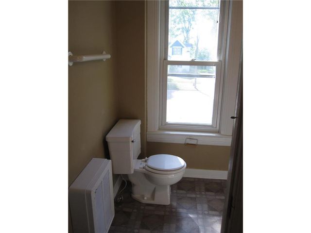 230 N Arch Avenue, New Richmond, WI 54017