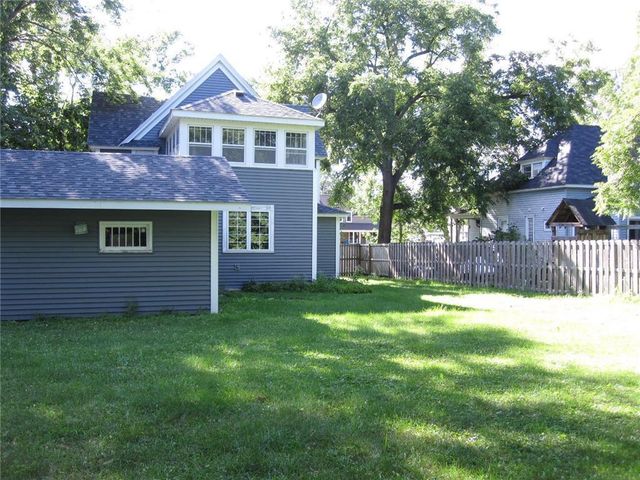 230 N Arch Avenue, New Richmond, WI 54017