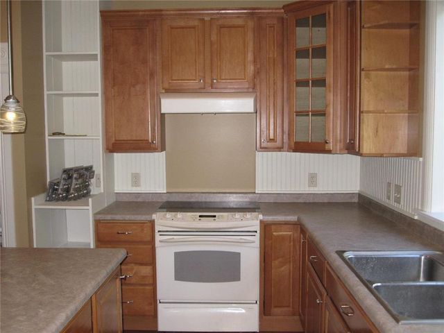 230 N Arch Avenue, New Richmond, WI 54017