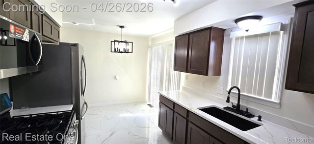 342 Melvin Street, River Rouge, MI 48218