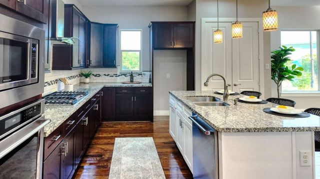 1005 Bingham Street 5, Houston, TX 77007