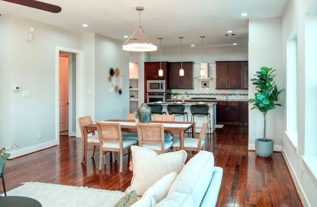 1005 Bingham Street 5, Houston, TX 77007