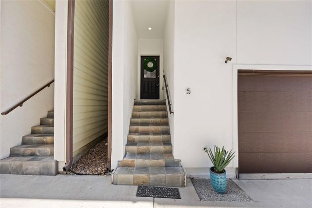 1005 Bingham Street 5, Houston, TX 77007