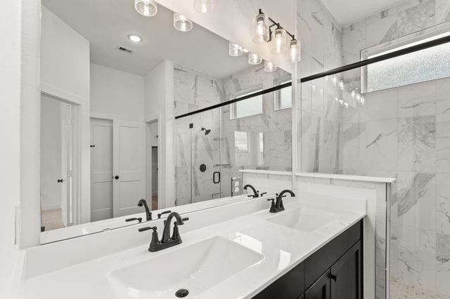 122 Blue River Trail, Rosenberg, TX 77471