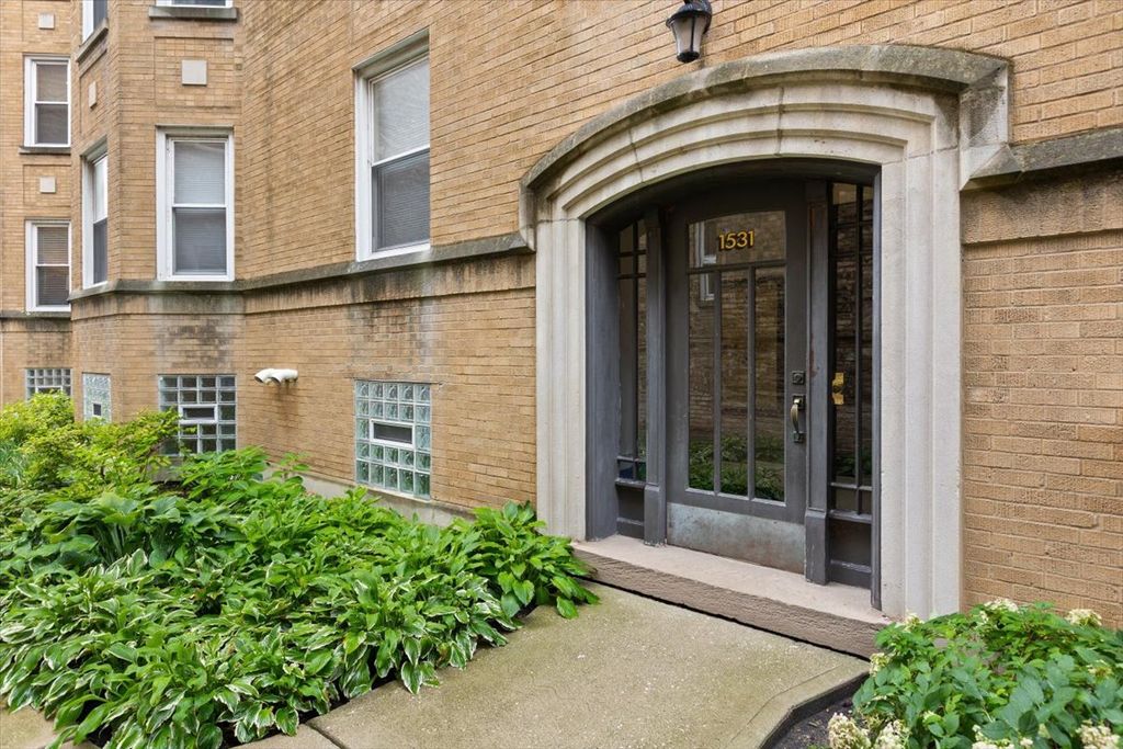 1531 W Rosemont Avenue 1N, Chicago, IL 60660 — photo 2
