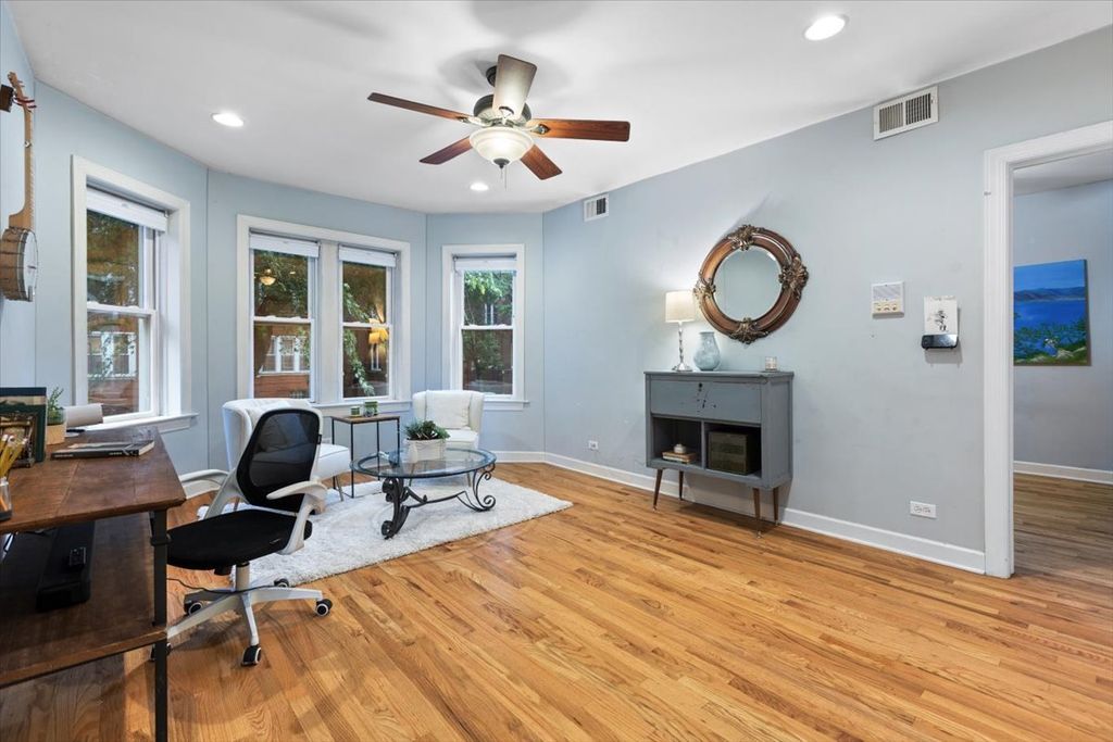 1531 W Rosemont Avenue 1N, Chicago, IL 60660 — photo 4