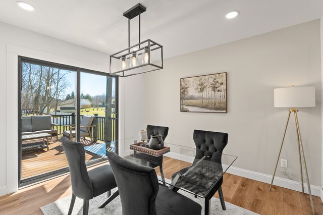 8837 NW 71st Court, Johnston, IA 50131