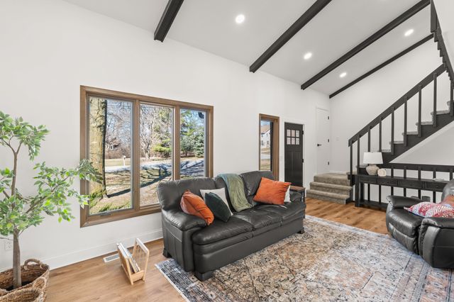 8837 NW 71st Court, Johnston, IA 50131