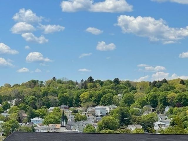 11 Gibbs St 93, Worcester, MA 01607