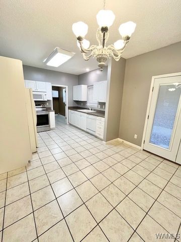 2331 6th Way NW, Fayette, AL 35555