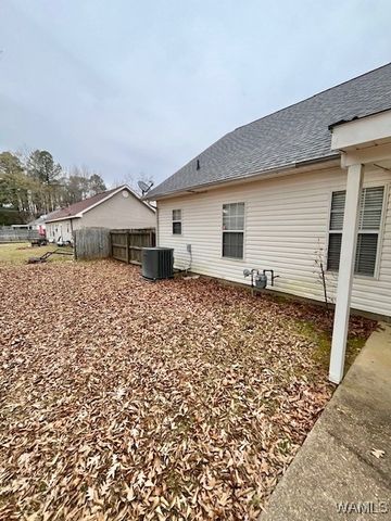 2331 6th Way NW, Fayette, AL 35555