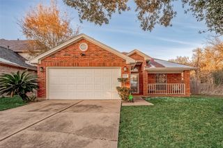 16310 Blossomwood Lane, Sugar Land, TX 77498