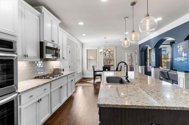 191 Crystal Lake Boulevard, Hampton, GA 30228