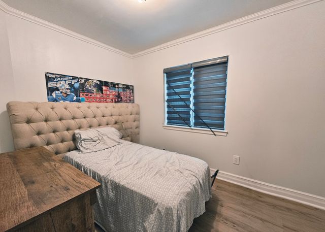 5346 Clippert Street, Dearborn Heights, MI 48125