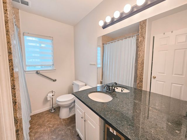 5346 Clippert Street, Dearborn Heights, MI 48125