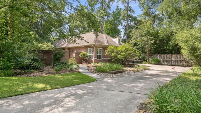 27 Heartleaf Court, The Woodlands, TX 77381