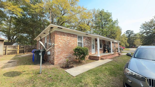 1746 E Avalon Circle, Charleston, SC 29407